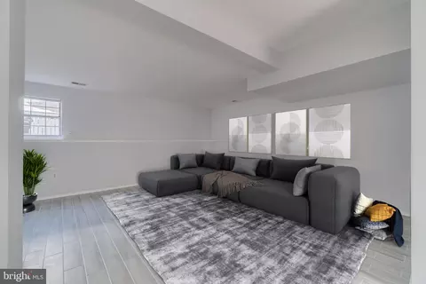 2364 Hunters Square Ct, Reston, VA 20191 photo 15