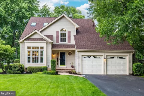 13243 Ladybank Ln, Herndon, VA 20171