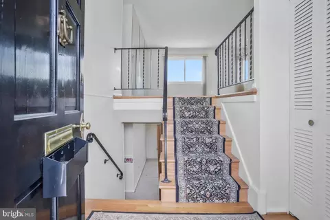 6127 Rivanna Dr, Springfield, VA 22150 photo 4