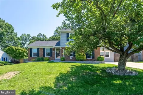 6019 Bitternut Dr, Alexandria, VA 22310