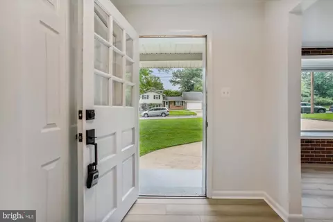 5941 Jennings Ln, Springfield, VA 22150 photo 6