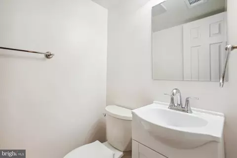 5941 Jennings Ln, Springfield, VA 22150 photo 37