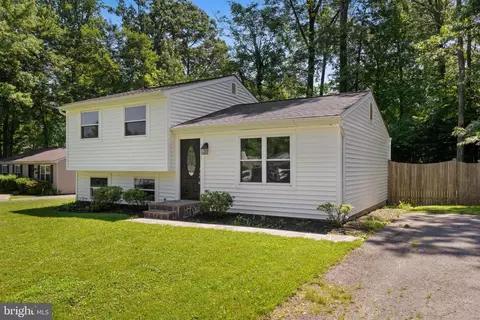 5391 Laura Belle Ln, Fairfax, VA 22032