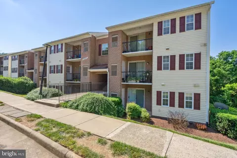 14905 Rydell Rd #104, Centreville, VA 20121