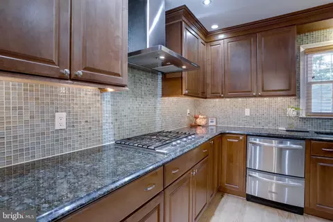 Kitchen - 7409 Spring Tree Dr, Springfield, VA 22153 photo 2 of 4