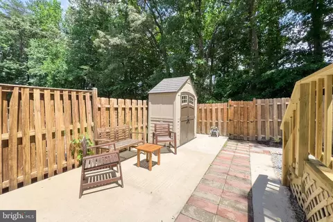 Exterior - 7409 Spring Tree Dr, Springfield, VA 22153 photo 4 of 7