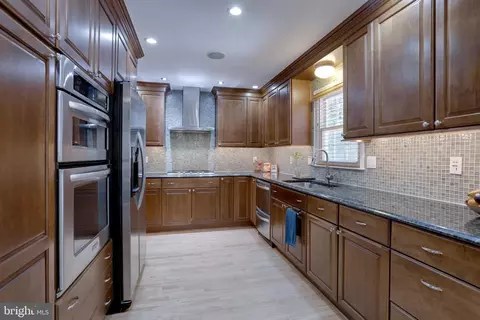 Kitchen - 7409 Spring Tree Dr, Springfield, VA 22153 photo 1 of 4