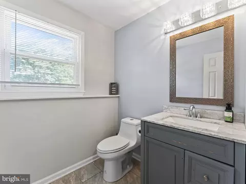 7599 Ruxton Dr, Springfield, VA 22153 photo 21