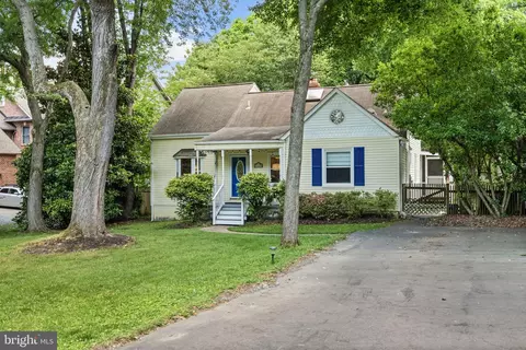 8729 Fort Hunt Rd, Alexandria, VA 22308