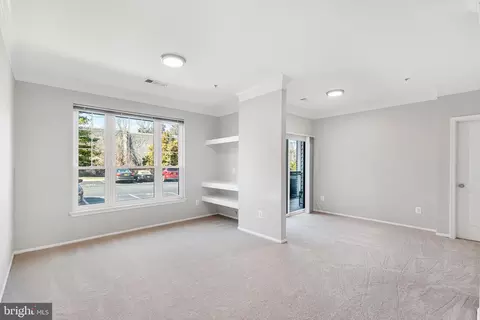 Living - 1550 Spring Gate Dr #8109, Mclean, VA 22102 photo 7 of 9