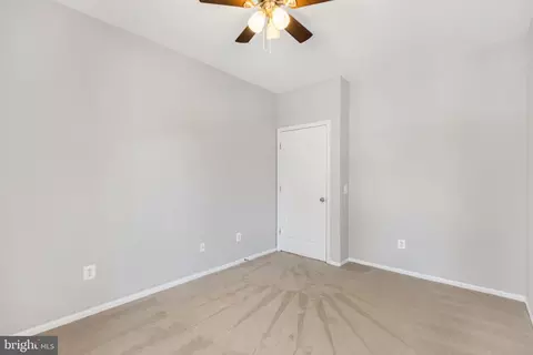 Bedroom - 1550 Spring Gate Dr #8109, Mclean, VA 22102 photo 9 of 9