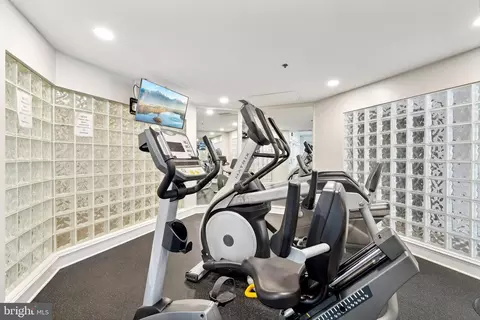 1645 International Dr #421, Mclean, VA 22102 photo 27