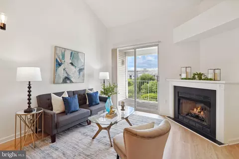 1645 International Dr #421, Mclean, VA 22102 photo 4