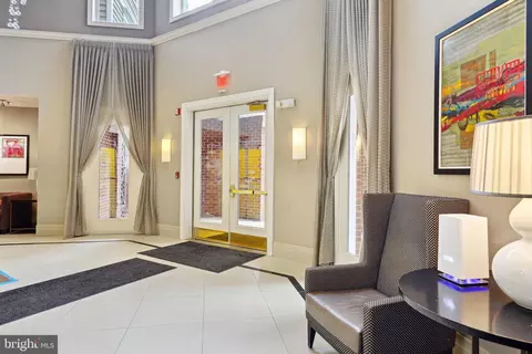 1645 International Dr #421, Mclean, VA 22102 photo 2