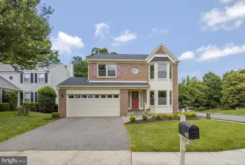 6600 Morning Ride Cir, Alexandria, VA 22315