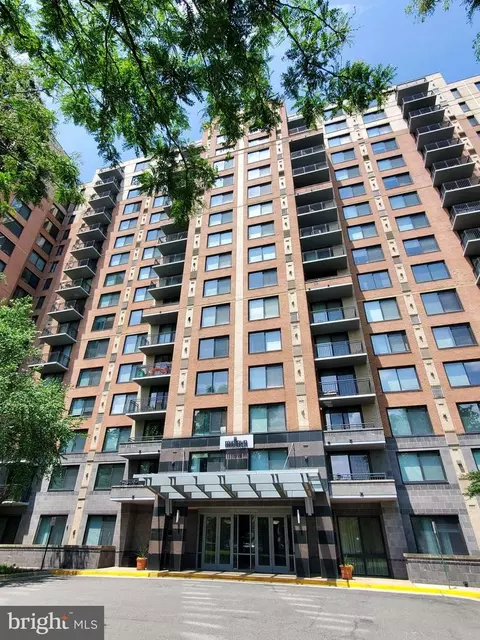 2451 Midtown Ave #815, Alexandria, VA 22303