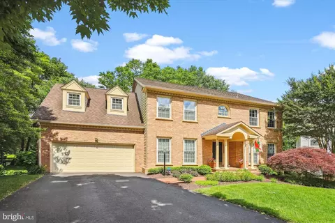 8754 Copeland Pond, Fairfax, VA 22031