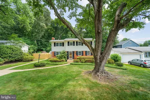 2509 Villanova Dr, Vienna, VA 22180