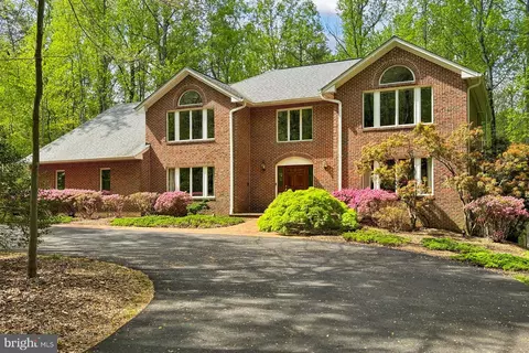 10615 Kilcormac Way, Fairfax Station, VA 22039
