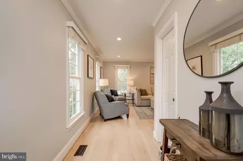 Entry Way - 11670 Stockbridge Ln, Reston, VA 20194 photo 2 of 3