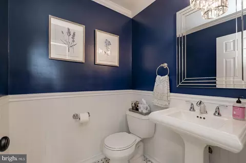 Bath - 11670 Stockbridge Ln, Reston, VA 20194 photo 1 of 5