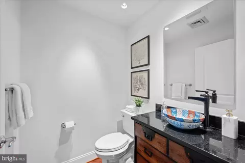 1450 Emerson Ave #505, Mclean, VA 22101 photo 33
