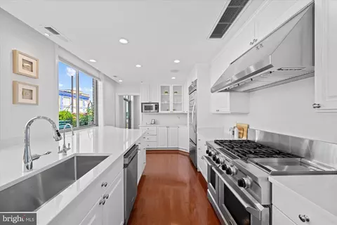 1450 Emerson Ave #505, Mclean, VA 22101 photo 16