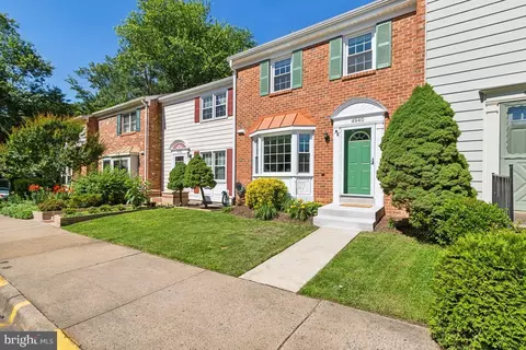 4940 Mcfarland Dr, Fairfax, VA 22032