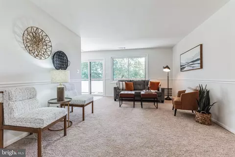 6441 Richmond Hwy #303, Alexandria, VA 22306