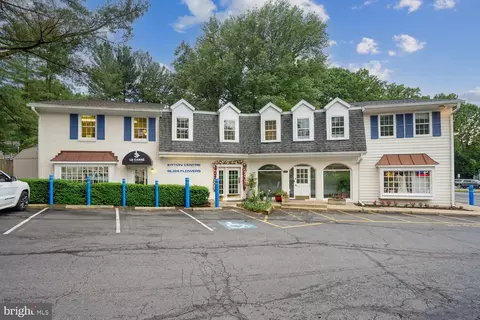 8007 Algarve St, Mclean, VA 22102 photo 47