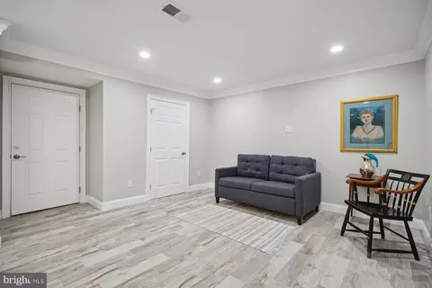 8007 Algarve St, Mclean, VA 22102 photo 42