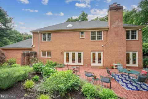 8007 Algarve St, Mclean, VA 22102 photo 44