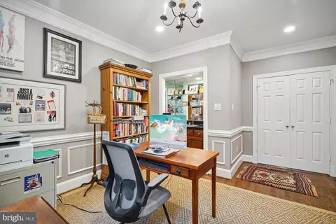 8007 Algarve St, Mclean, VA 22102 photo 22