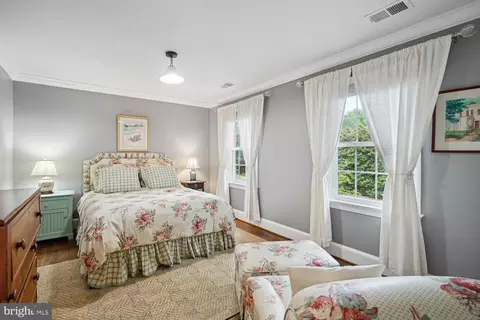 8007 Algarve St, Mclean, VA 22102 photo 34