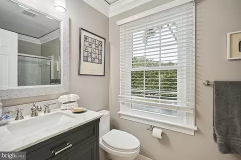 8007 Algarve St, Mclean, VA 22102 photo 24