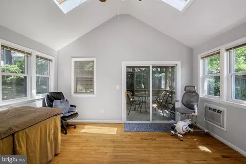 1607 8th Pl, Mclean, VA 22101 photo 15