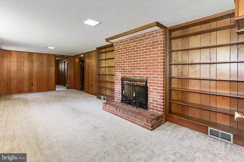 7409 Estaban Pl, Springfield, VA 22151 photo 12