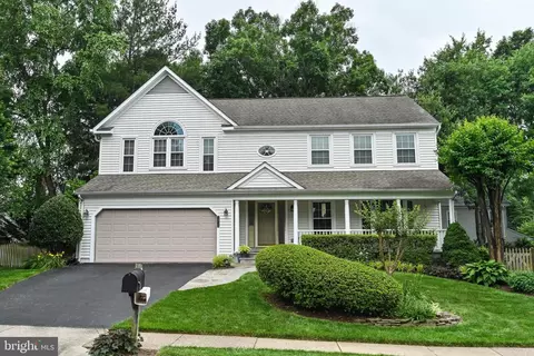 13715 Springstone Dr, Clifton, VA 20124