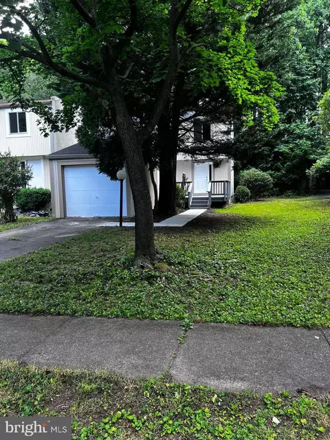 2244 Sanibel Dr, Reston, VA 20191