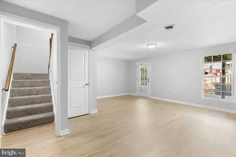6522 Alexis Ln, Springfield, VA 22152 photo 9