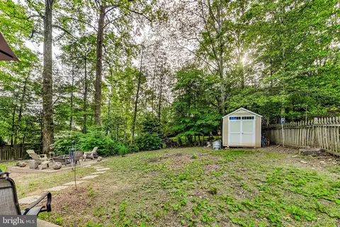 Exterior - 5504 Kempton Dr, Springfield, VA 22151 photo 9 of 11