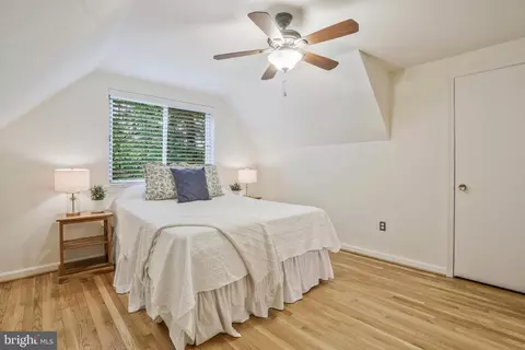 Bedroom - 5504 Kempton Dr, Springfield, VA 22151 photo 9 of 13