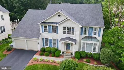 14200 Pony Hill Ct, Centreville, VA 20121