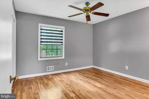 Bedroom - 8360 Forrester Blvd #472, Springfield, VA 22152 photo 1 of 1