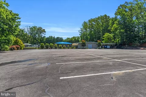 Exterior - 8360 Forrester Blvd #472, Springfield, VA 22152 photo 4 of 6