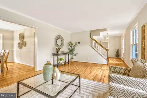 7004 Spur Rd, Springfield, VA 22153 photo 12
