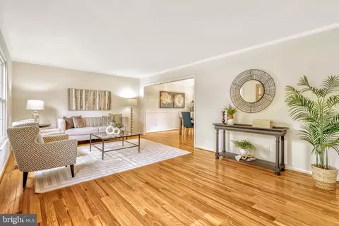 7004 Spur Rd, Springfield, VA 22153 photo 13