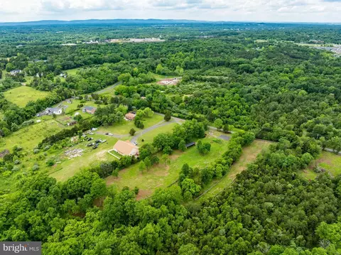 15375 Compton Rd, Centreville, VA 20121 photo 17