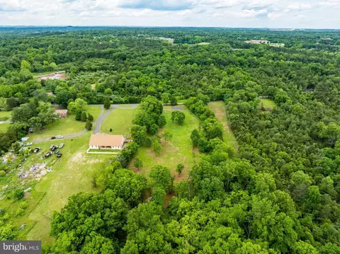 15375 Compton Rd, Centreville, VA 20121 photo 18