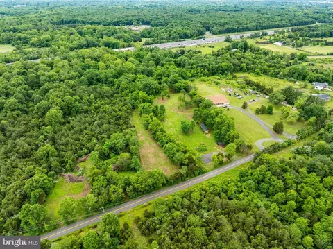15375 Compton Rd, Centreville, VA 20121 photo 12